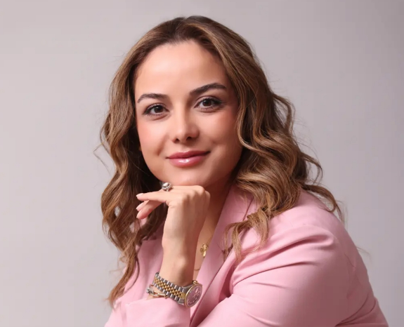 photo of Dr. Nasim Doroudgar